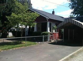 1028 1/2 E 11th St, Medford, OR 97504