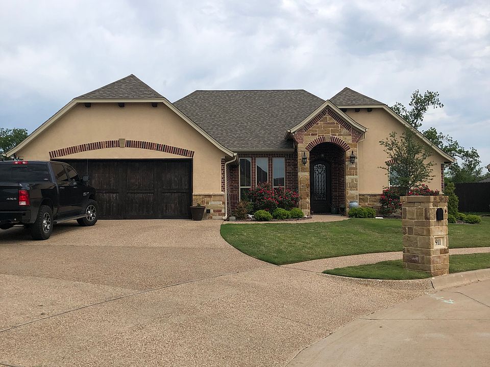 1st image of 911 Joshua Ct