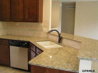 6011 S 146th St, Omaha, NE 68137