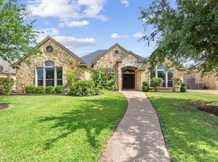 420 Silver Spur Trl, Mc Gregor, TX 76657