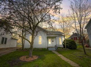 722 S 16th Ave, Monroe, WI 53566