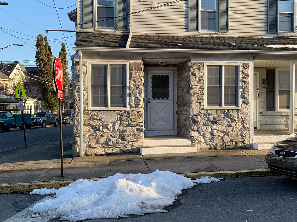 359 Church St #1