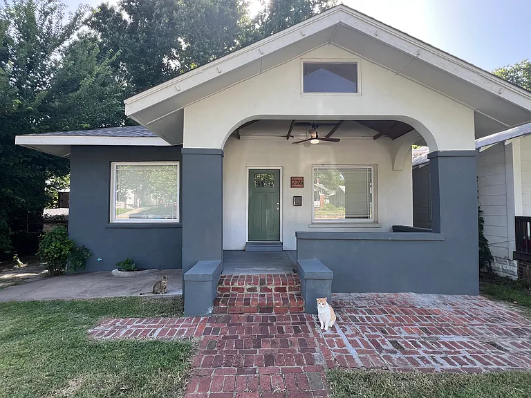 226 N Tacoma Ave — Photo 12