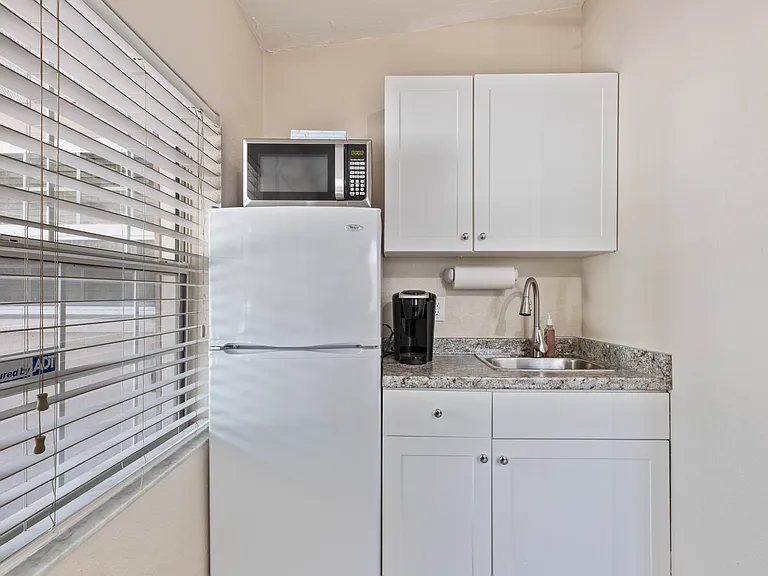 2424 Whippoorwill Cir #2 — Photo 14