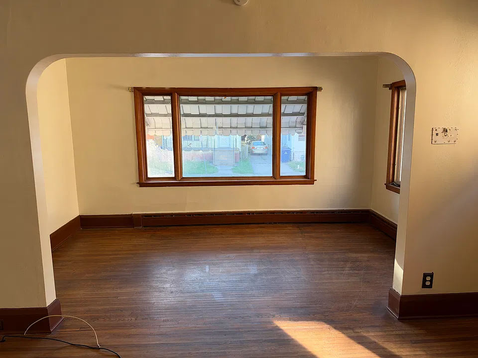 57 Burgard Pl