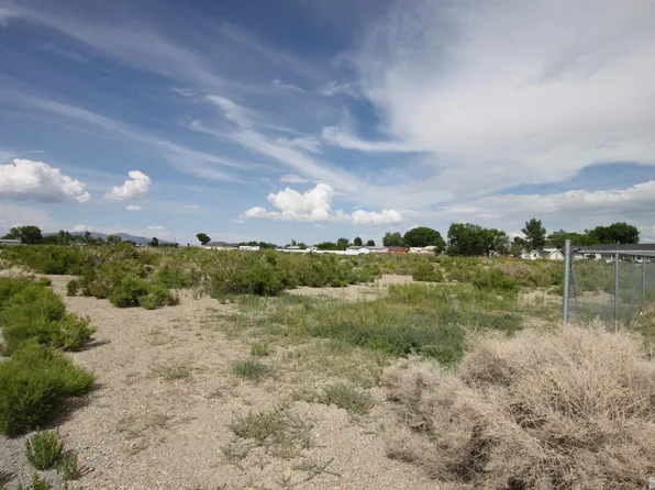 12 Northridge Dr, Yerington, NV 89447