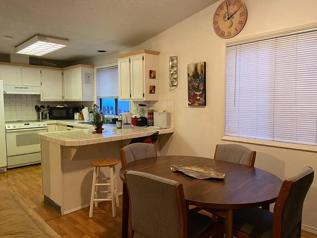 12608 SE Cora St — Photo 4