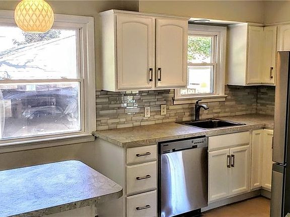 4th image of 30219 Mildred Dr