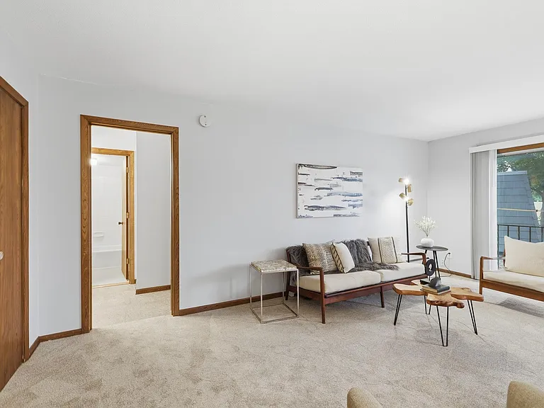 709 11th Ave S #5 — Photo 13