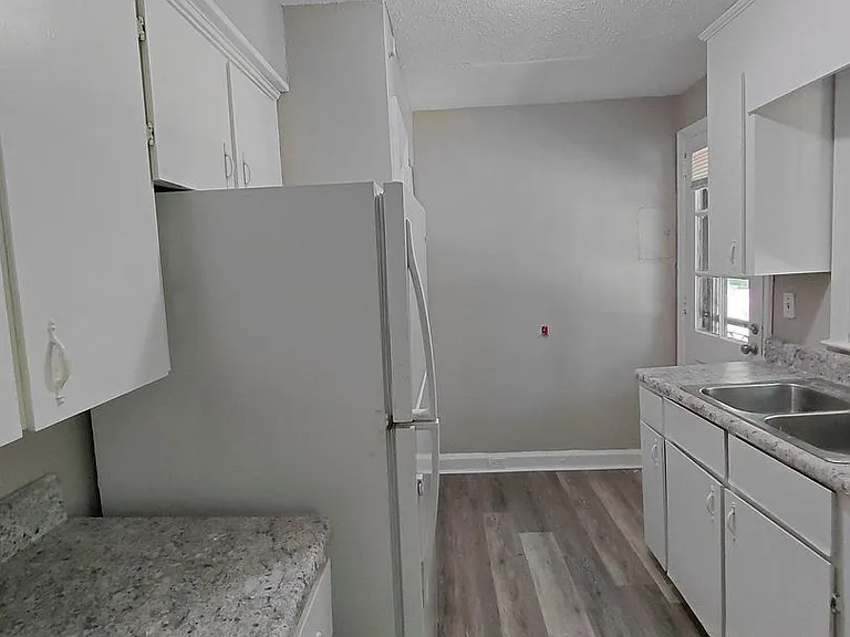 3324 Vineville Ave — Photo 26