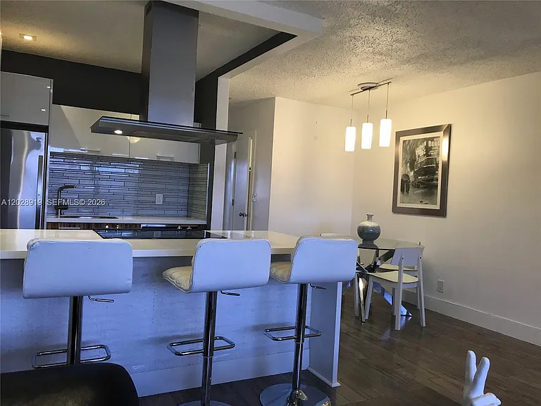 2915 Plunkett St #10D — Photo 5