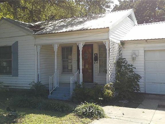 3rd image of 4000 Earl St