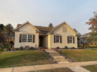 5525 River Run Dr, Fairview, PA 16415