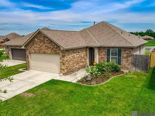 42438 Harborstone Ave, Prairieville, LA 70769