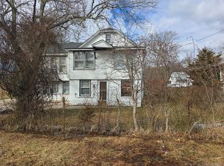 171 Forest Road E, Mastic Beach, NY 11951