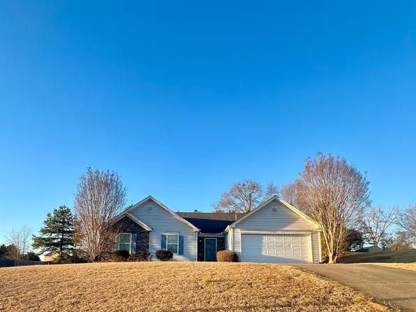 1011 Riverclift Dr, Conyers, GA 30016