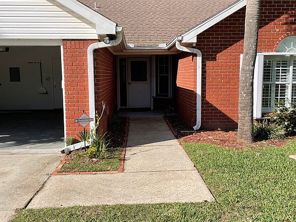 4th image of 1367 Sterling Point Dr
