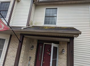 49 Bending Oak Dr, Pittsford, NY 14534