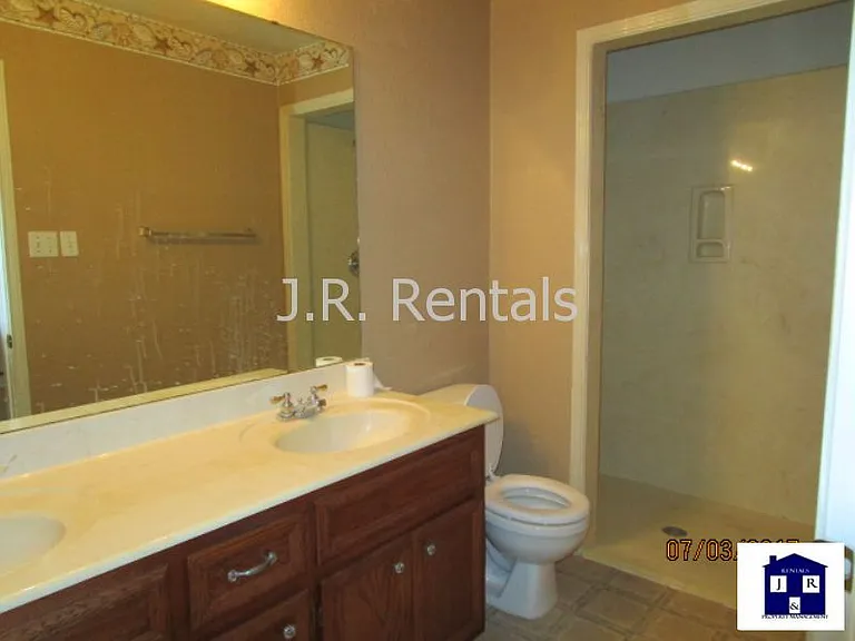 5510 Shawn Dr — Photo 71