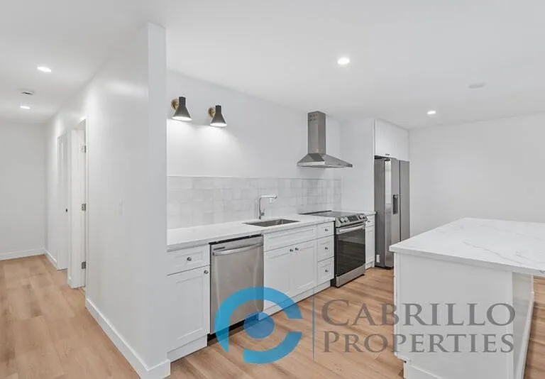 3645 Logan Ave — Photo 1