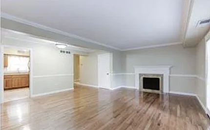 7740 Tiverton Dr — Photo 9
