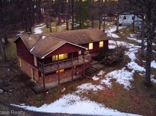1730 Moffat, Leonard, MI 48367