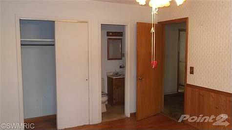 2nd image of 452 Brownway