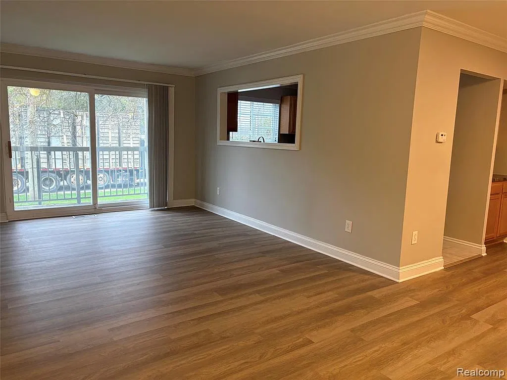 1 bed, 1.0 bath, 850 sqft, $1,500 — Photo 4