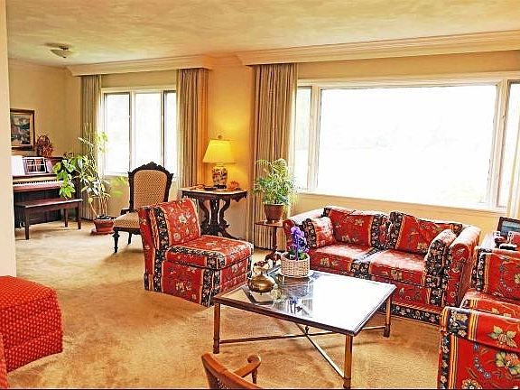 2nd image of 500 Apache Dr