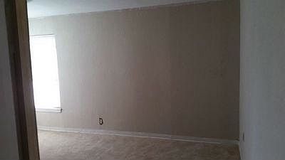 3rd image of 902 Ceralvo St