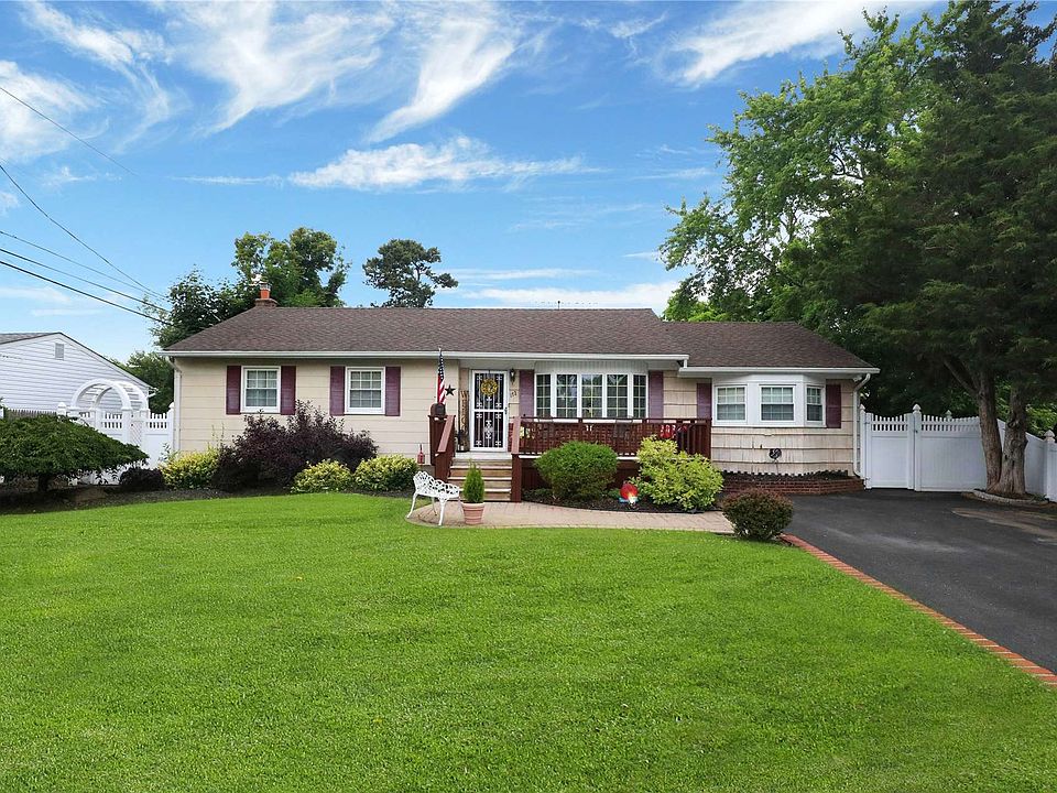 172 Wagon Lane, Centereach, NY 11720 Zillow