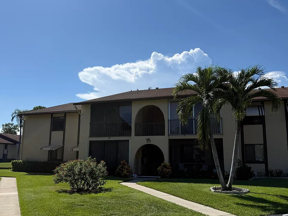 211 Pine Hov Cir #A-2