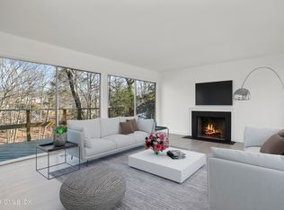 337 Valley Rd, Cos Cob, CT 06807