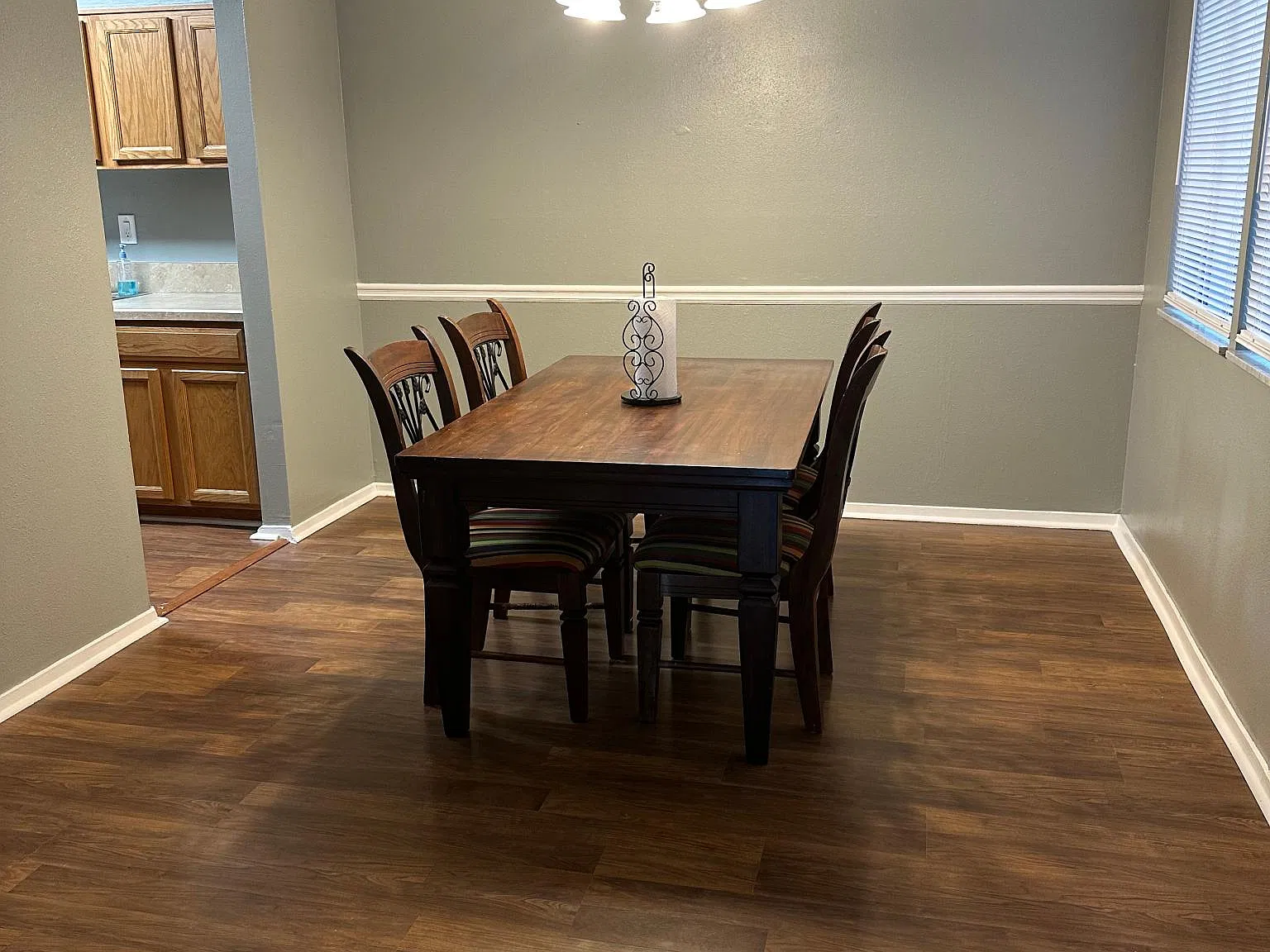 6519 W Newberry Rd — Photo 2