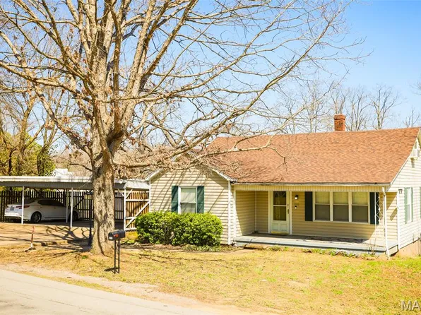 215 W Jefferson St, Potosi, MO 63664