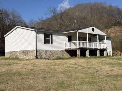 859 Pleasant Shade Hwy, Pleasant Shade, TN, 37145