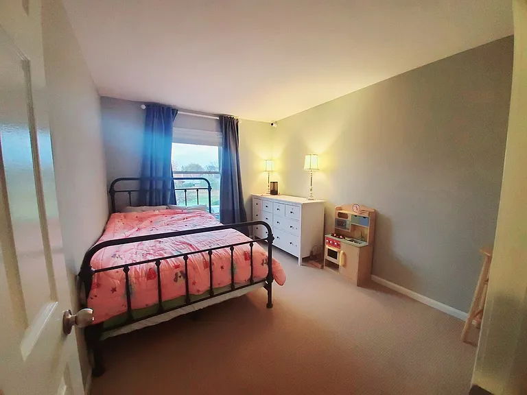 940 Burgess Cir — Photo 13