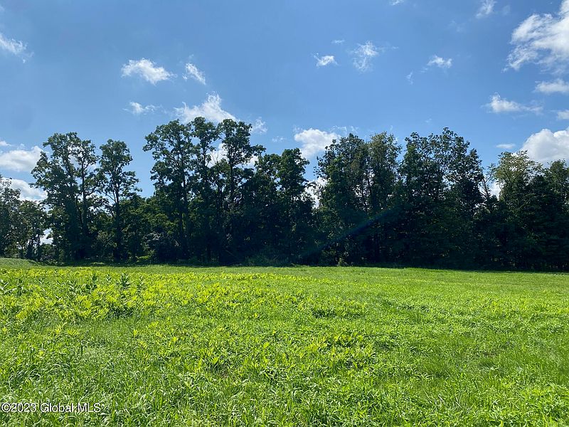 3rd image of 219 McCart Road