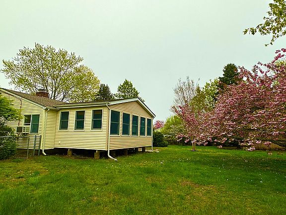 2nd image of 2485 Delmar Dr