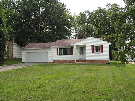4th image of 1308 Catherine Dr