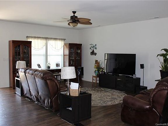 3rd image of 4059 Creekstone Trce #16