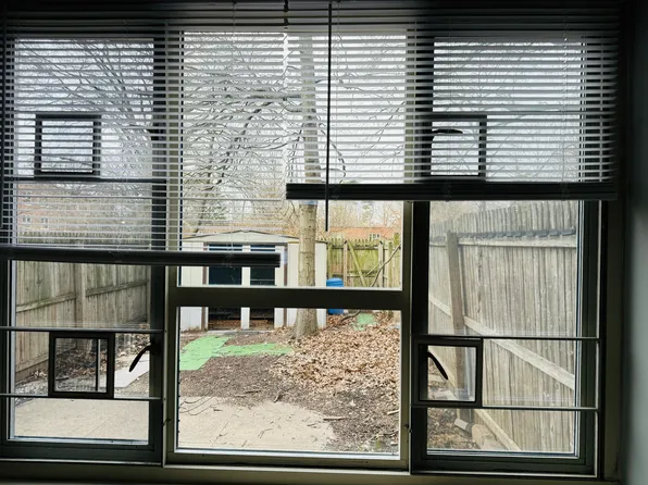 (undisclosed Address), Fresh Meadows, NY 11365