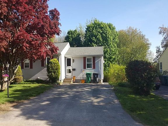 4th image of 43 Sophia Dr