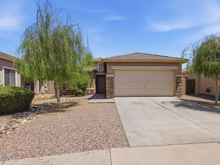 12910 W Corrine Dr — Photo 14