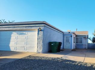 1976 Strawberry Dr NE, Rio Rancho, NM 87144