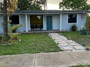 3621 SW 33rd Ave, West Park, FL 33023