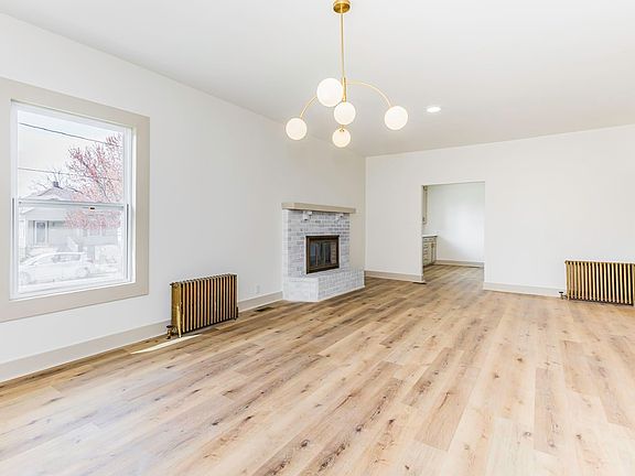 2nd image of 400 E Highland Ave #1