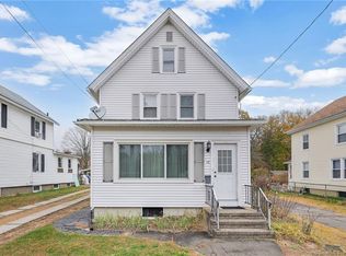 18 Fairview St, Windsor Locks, CT 06096