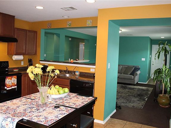 4th image of 311 Gina Dr