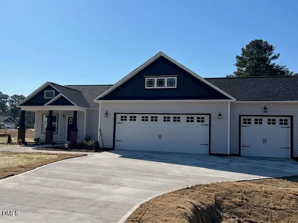 100 Lynn Ln, Selma, NC 27576